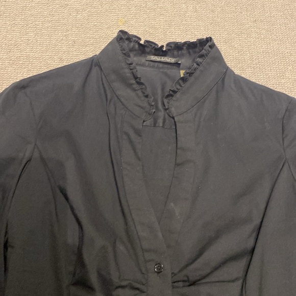 Tahari button down - Picture 3 of 4